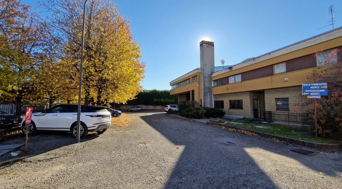 Locate Varesino (2)