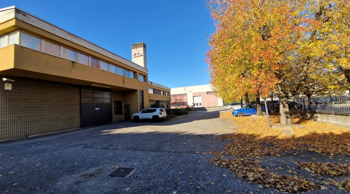 Locate Varesino (27)